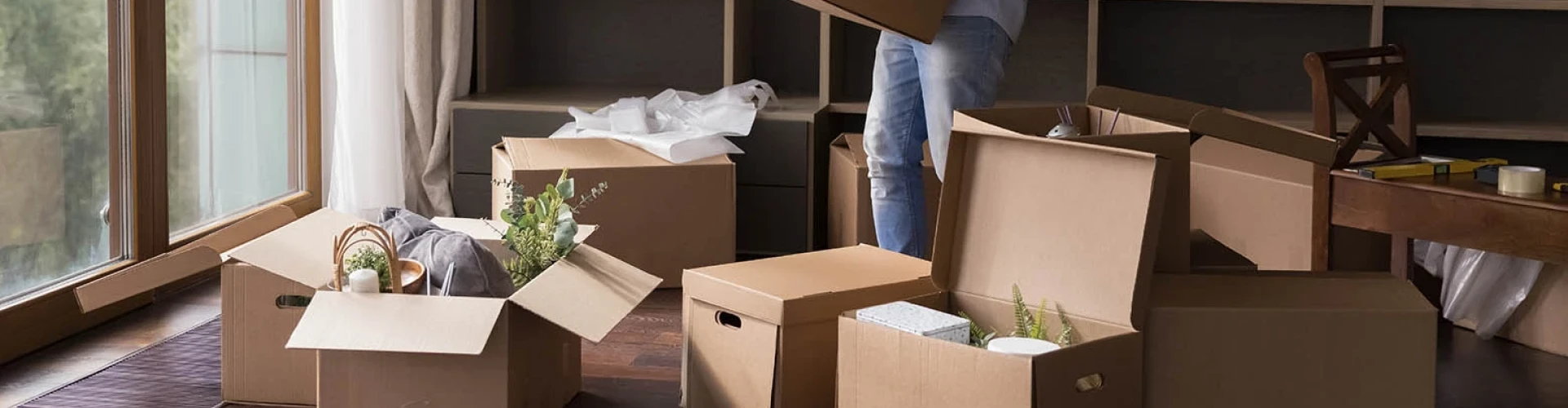 Location de box à Antibes - POLYBOX